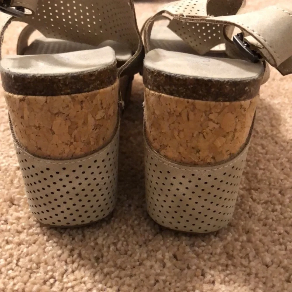 Sugar Women's Beige Wedge Sandals Size 7.5 M